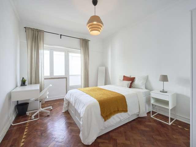 Aluga se quarto em apartamento partilhado em Lisboa