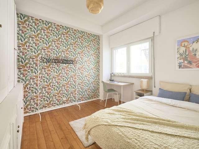 Aluga se quarto em apartamento partilhado em Lisboa