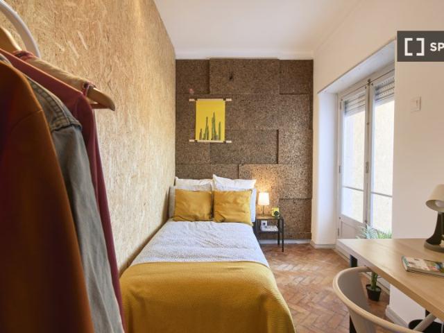 Aluga se quarto em apartamento partilhado em Lisboa
