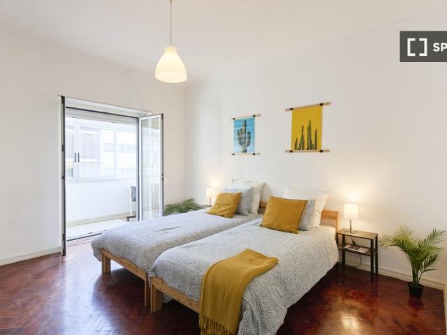 Aluga se quarto em apartamento partilhado em Lisboa