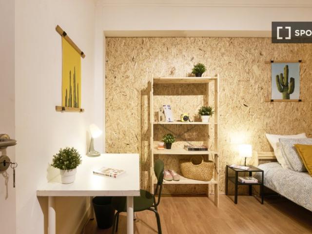 Aluga se quarto em apartamento partilhado em Lisboa