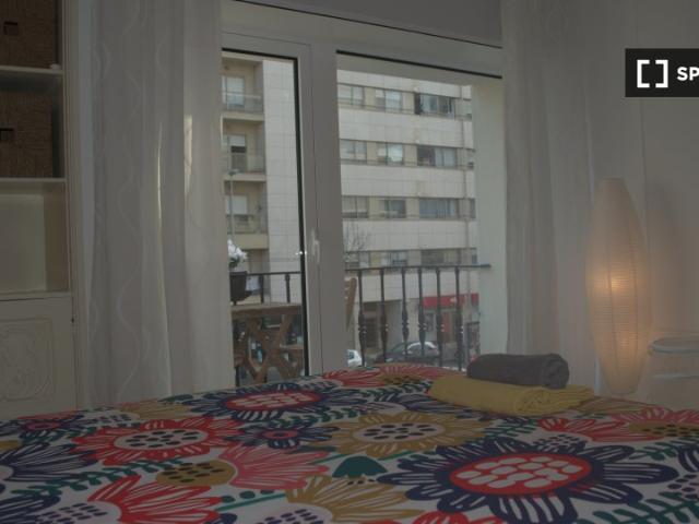 Aluga se quarto em apartamento T5 em Matosinhos, Porto