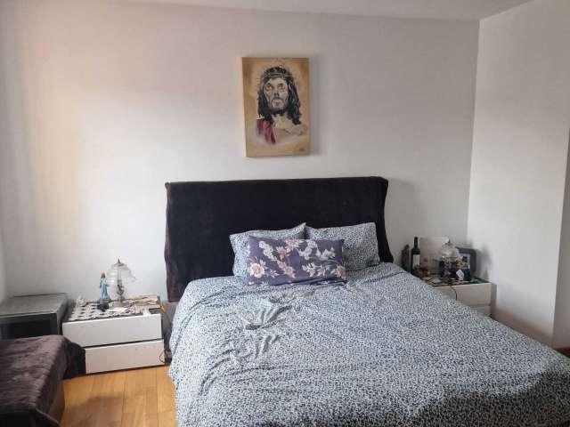 Aluga se quarto em moradia T5 em Arrentela, Setúbal