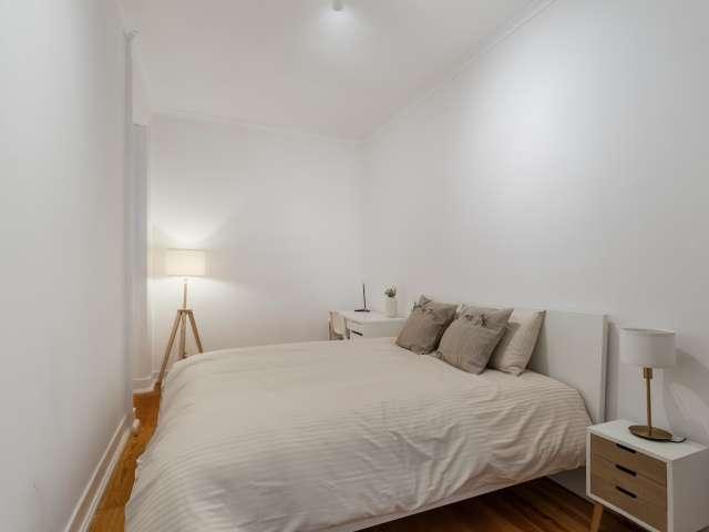 Aluga se quarto num apartamento partilhado de 6 quartos em Lisboa