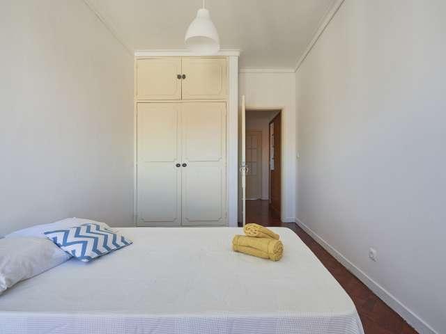 Aluga se quartos em apartamento de 9 quartos em Lisboa