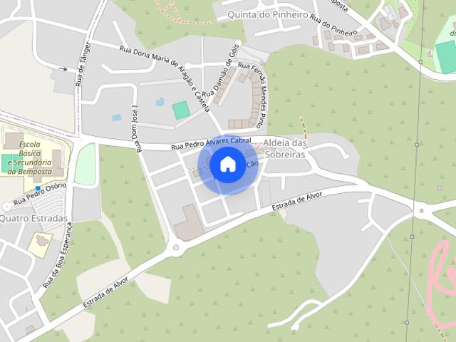 Alugo quarto amplo situado na zona da Bemposta