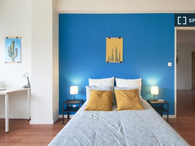 Alugo quarto em apartamento de 6 quartos em Lisboa, Lisboa