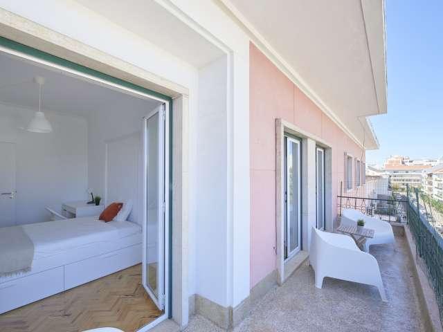 Alugo quarto em apartamento de 9 quartos em Lisboa, Lisboa