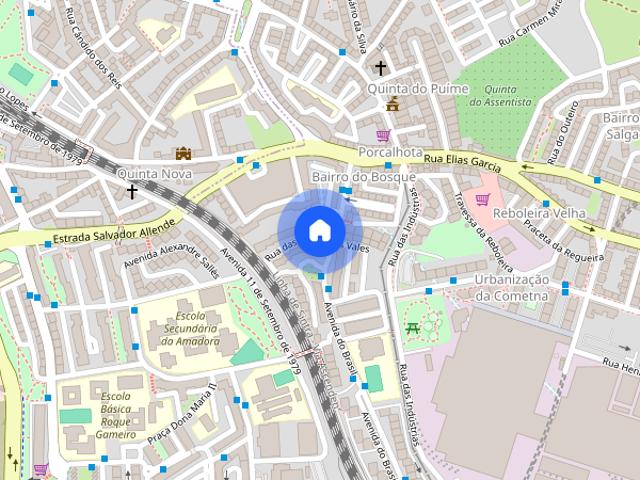Alugo quarto em zona bem servida de comercio e transportes