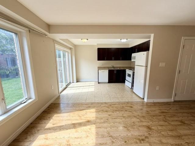Alva 3 Bedroom Home for Rent at 204 Alva St, Barrie, ON L4N 2J5 Ardagh