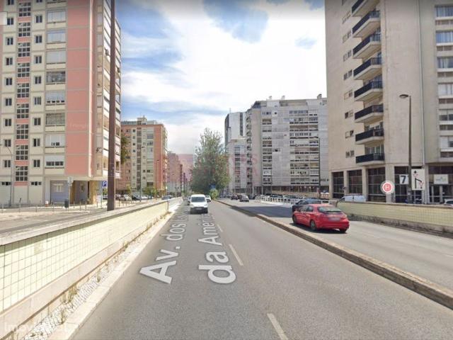 Alvalade T3 remodelado Acabamentos luxo
