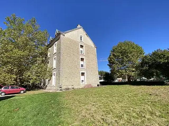 Alvignac 46500 Achat / Vente appartement 1 pièce t1 parking