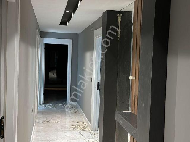 Alya Emlaktan Satılık Daire Kadıköy