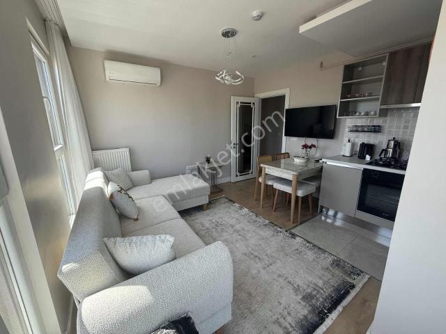 Alya Rezidans Kiralık 2+1 Sıfır Eşyalı Lüks Daire Metro Yakını