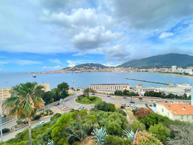 Alzo Di Sole, Spacieux 4 pièces de 96 m² avec terrasses et vue mer