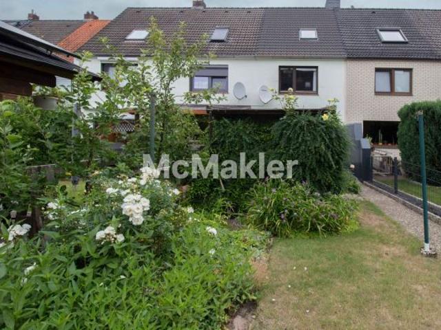 Am Tor zur Fischbeker Heide Reihenhaus mit Garten und Potenzial