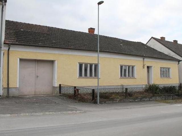 Am Fuße des Michelsberg!