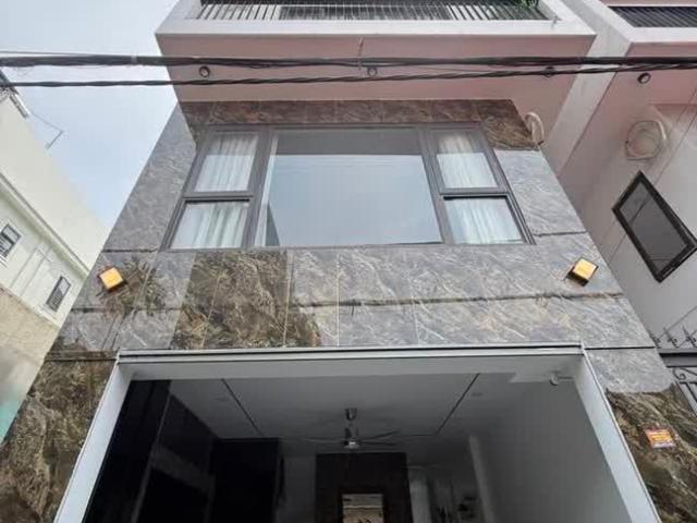 Đàm Quang Trung, Long Biên, 43m, 6 Tầng, Lô Góc Thang Máy Full Nội Thất Hơn 9. Tỏi
