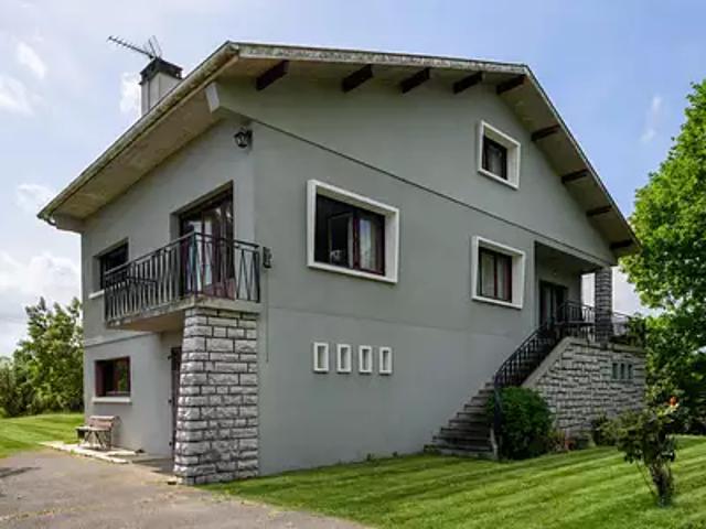 Amou 40330 Achat / Vente maison 6 pièces t6 au dernier étage terrasse