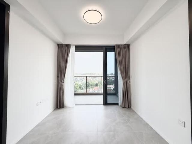 AMO Residence Condominium For Rent, $3,600, 2 Bed 1 Bath 678 sqft $5.31 psf