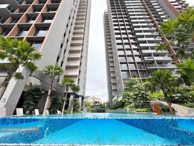Amo Residence D20, Apartment