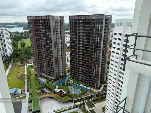 Amo Residence D20, Apartment