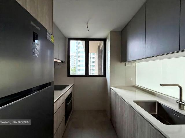 Amo Residence D20, Apartment