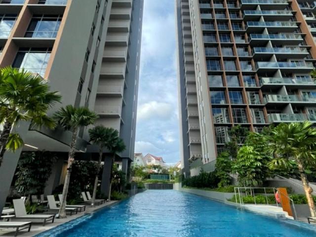 Amo Residence D20, Apartment