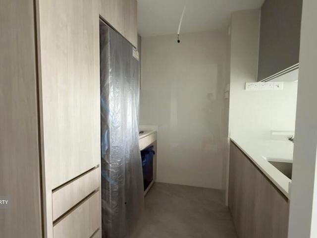 Amo Residence D20, Apartment