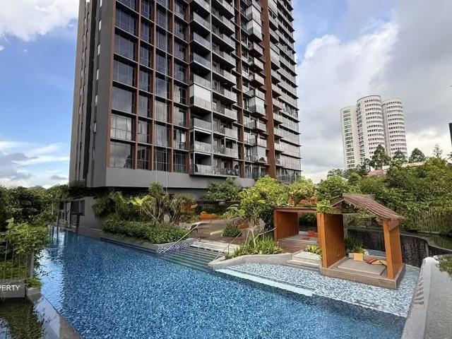 Amo Residence D20, Apartment