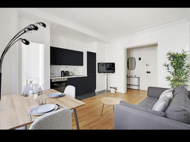 Amazing appartment in the center of Paris