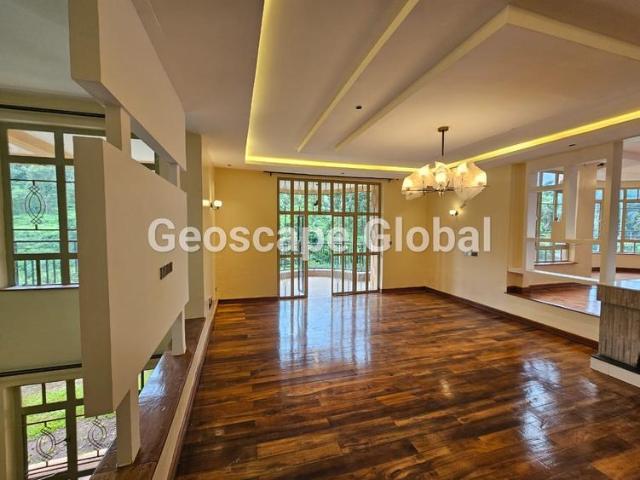 Amazing Three Bedroom Duplex Apartment for Rent in Nyari