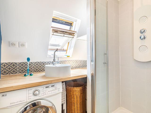 Amazing & wonderful apartment close to park, Paris Amsterdam Apartments for Rent