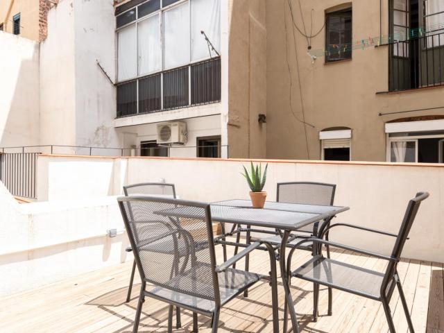 Amazing 3 bedroom apartment near