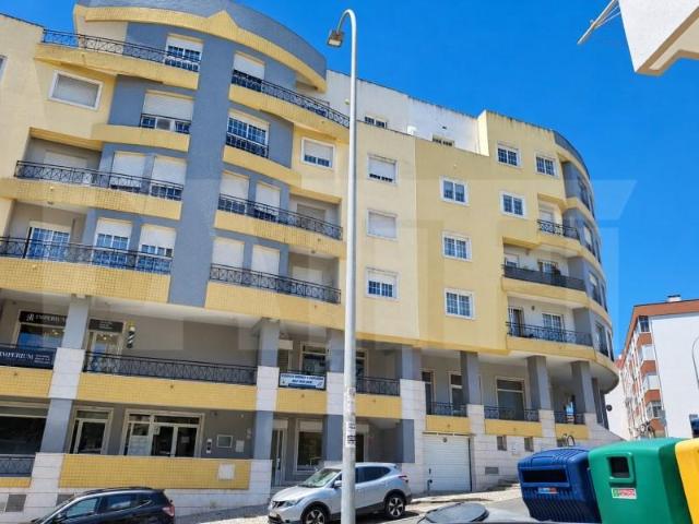 Amadora Amadora LS102527270