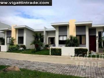 Amaia scapes laguna