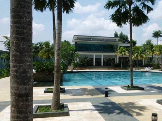 Aman Height 1238sqft Taman Bukit Serdang Below Market Full Loan