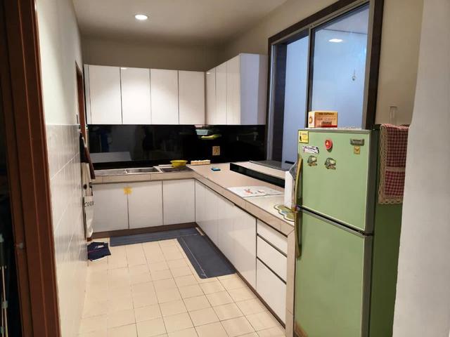 Aman Heights2car park Ground floor3 aircond Partly Furnished