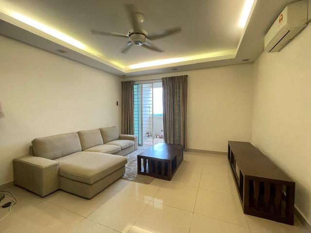 Aman Heights Condo 3r2b Semi Furnish Seri Kembangan Bukit Serdang