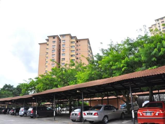 Aman Puri Apartment, Desa Aman Puri, Kepong