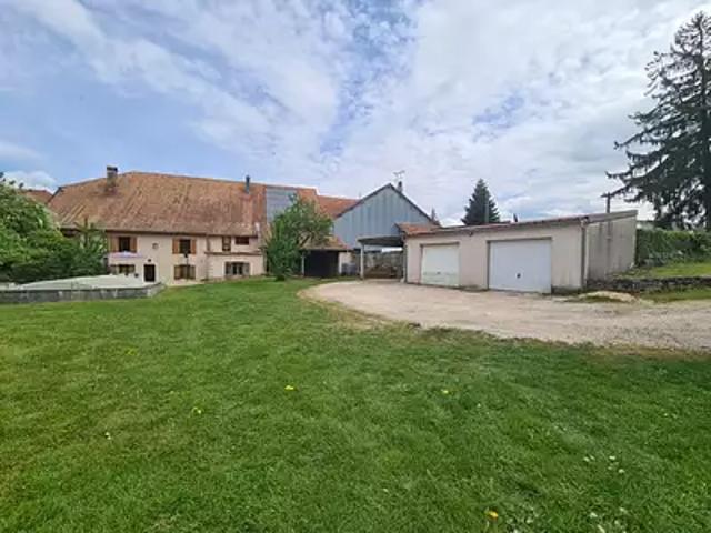 Amancey 25330 Achat / Vente maison 15 pièces t15 piscine