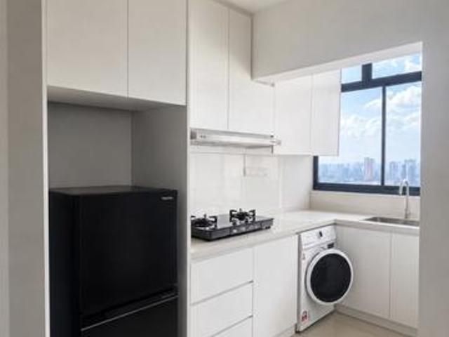 Amani Residence Unit For Rent Condo Bandar Puteri Puchong Disewa LRT