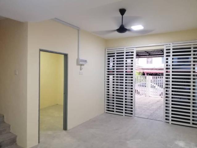Amanjaya Anggerik 2 Storey Terrace For Sale