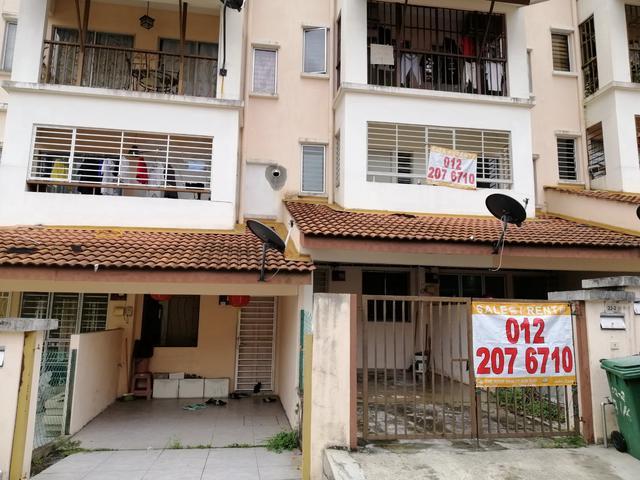 Amansiara SelayangRawang Townhouse