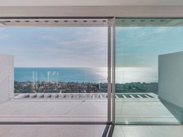 ¿Amante del golf, las vistas al mar y la playa? puede tenerl. 103m² La Alcaidesa