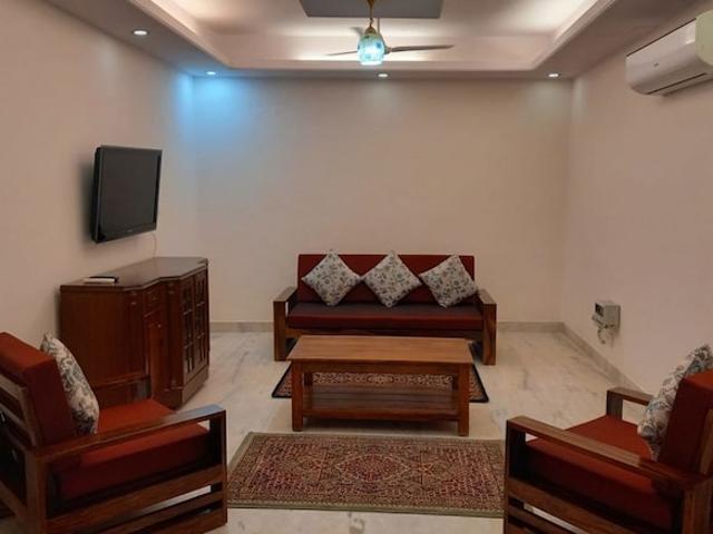 Amar Colony, Lajpat Nagar 3 Bedroom 125 Sq. Ft. Builder Floor in Amar Colony Delhi Listing ID: #10393