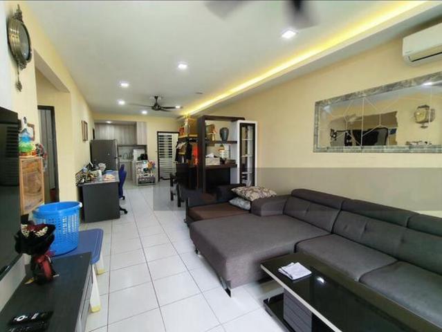 Amara ResidenceRenovated Well kept Must view low price