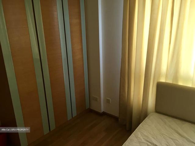 Amaryllis Ville D11, Condominium