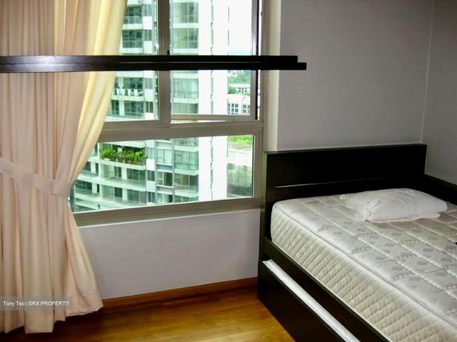 Amaryllis Ville D11, Condominium