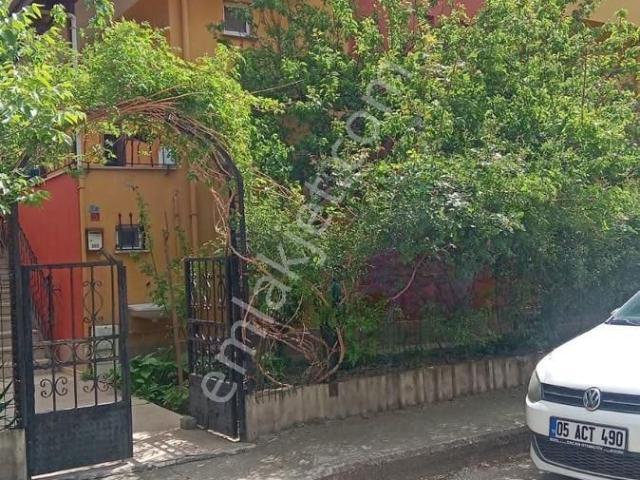 Amasya Merkez Akbılek Mahallesınde Muhtesem Manzaralı Satılık 5+1 Trıplex